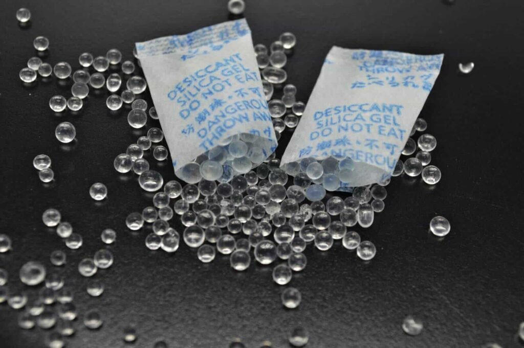 silica gel desiccant